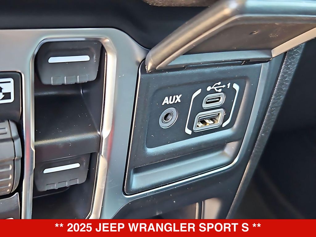 Thumbnail: 2025 Jeep Wrangler - 30
