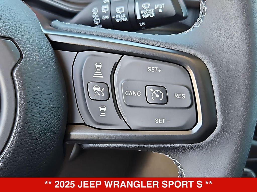 Thumbnail: 2025 Jeep Wrangler - 28