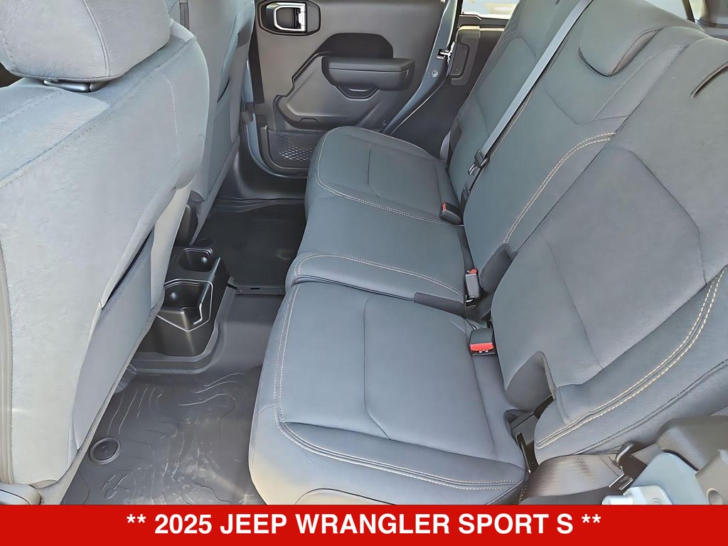 Thumbnail: 2025 Jeep Wrangler - 24