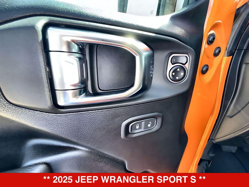 Thumbnail: 2025 Jeep Wrangler - 23