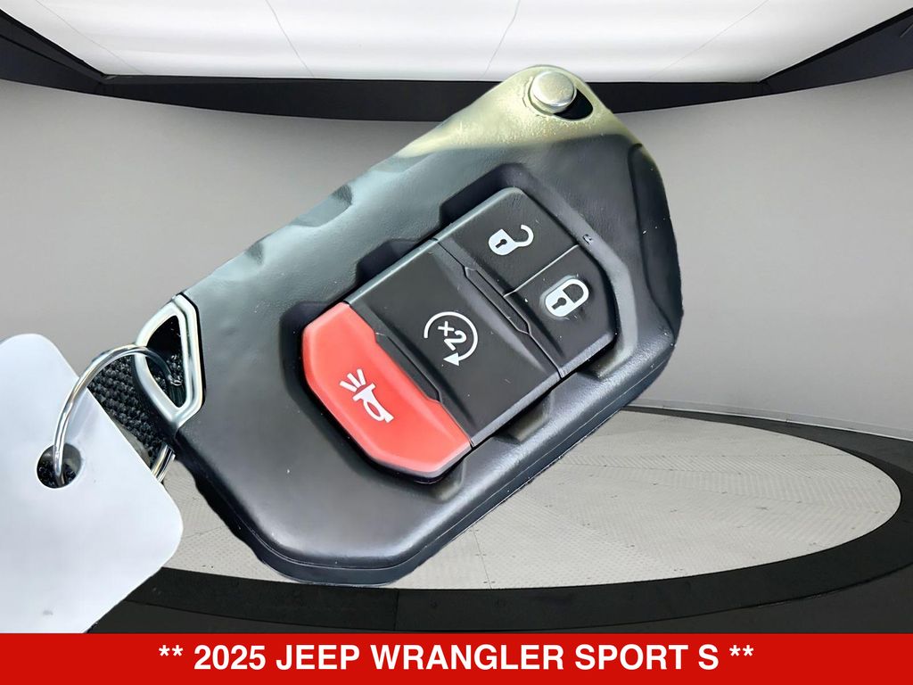 Thumbnail: 2025 Jeep Wrangler - 18