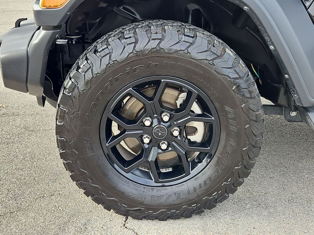 Thumbnail: 2024 Jeep Wrangler - 24