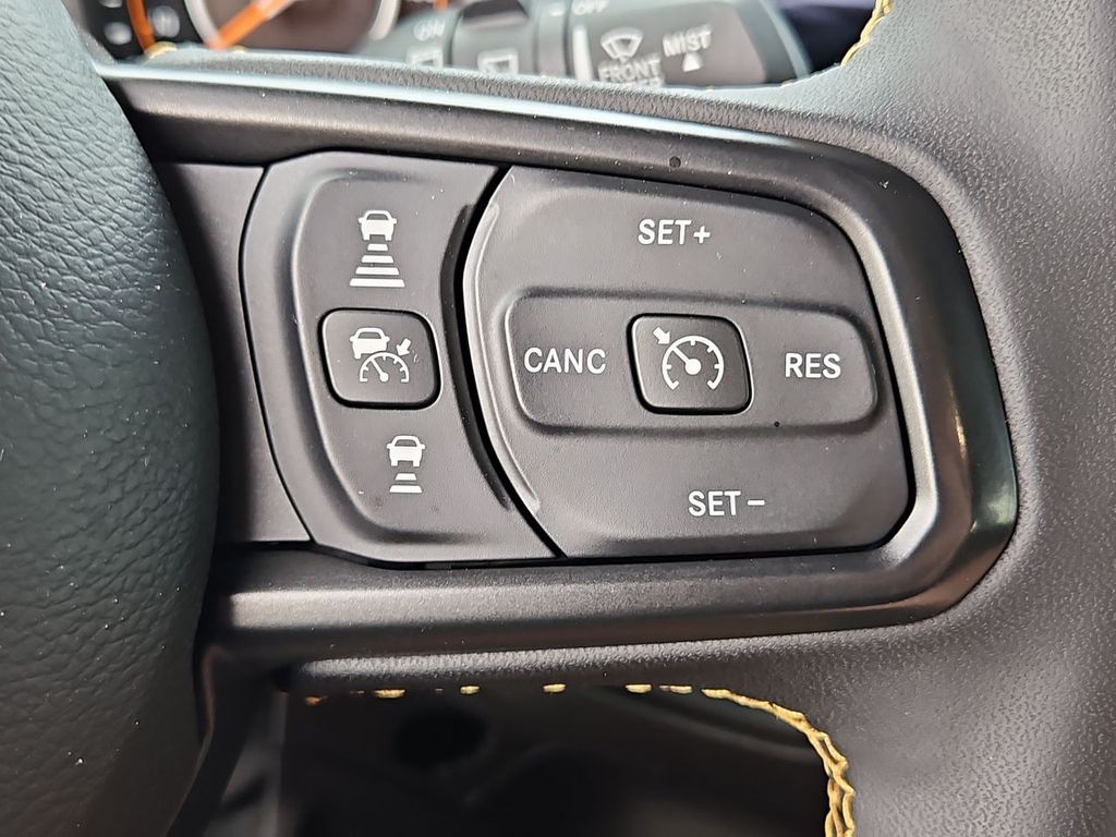 Thumbnail: 2024 Jeep Wrangler - 30