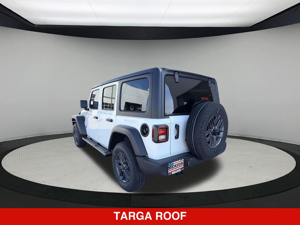 Thumbnail: 2025 Jeep Wrangler - 6