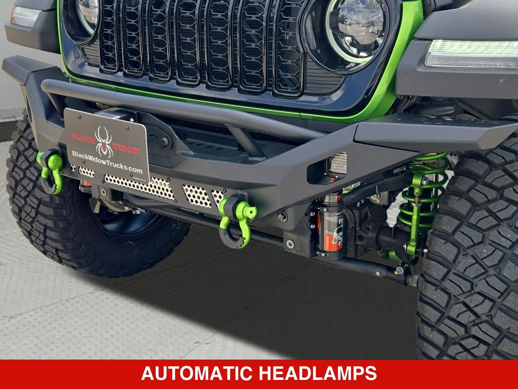 Thumbnail: 2026 Jeep Wrangler - 34
