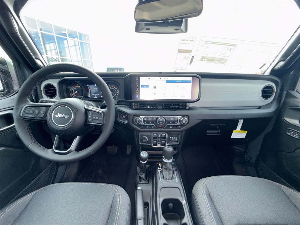 Thumbnail: 2025 Jeep Wrangler - 9