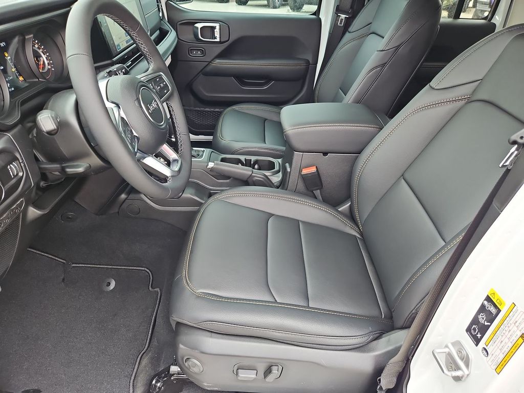 Thumbnail: 2026 Jeep Wrangler - 11