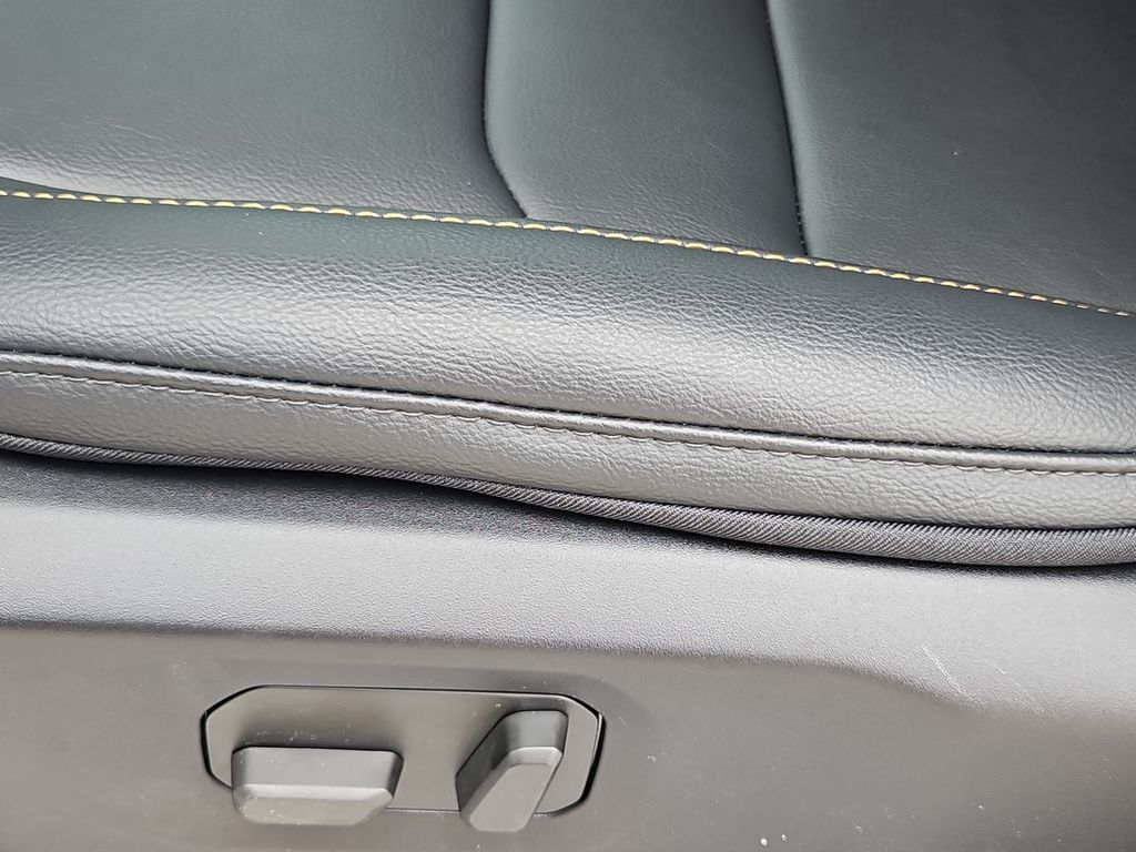 Thumbnail: 2026 Jeep Wrangler - 27