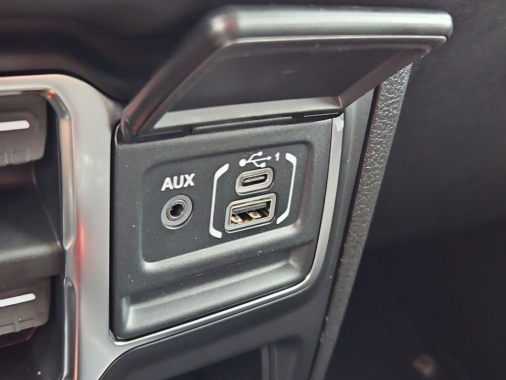 Thumbnail: 2026 Jeep Wrangler - 36