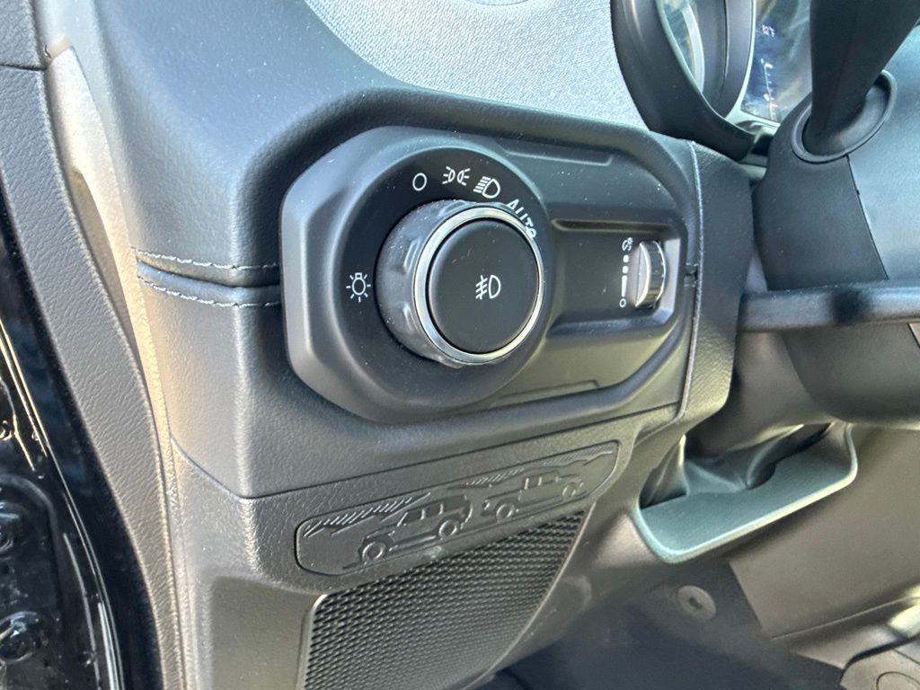 Thumbnail: 2026 Jeep Wrangler - 24
