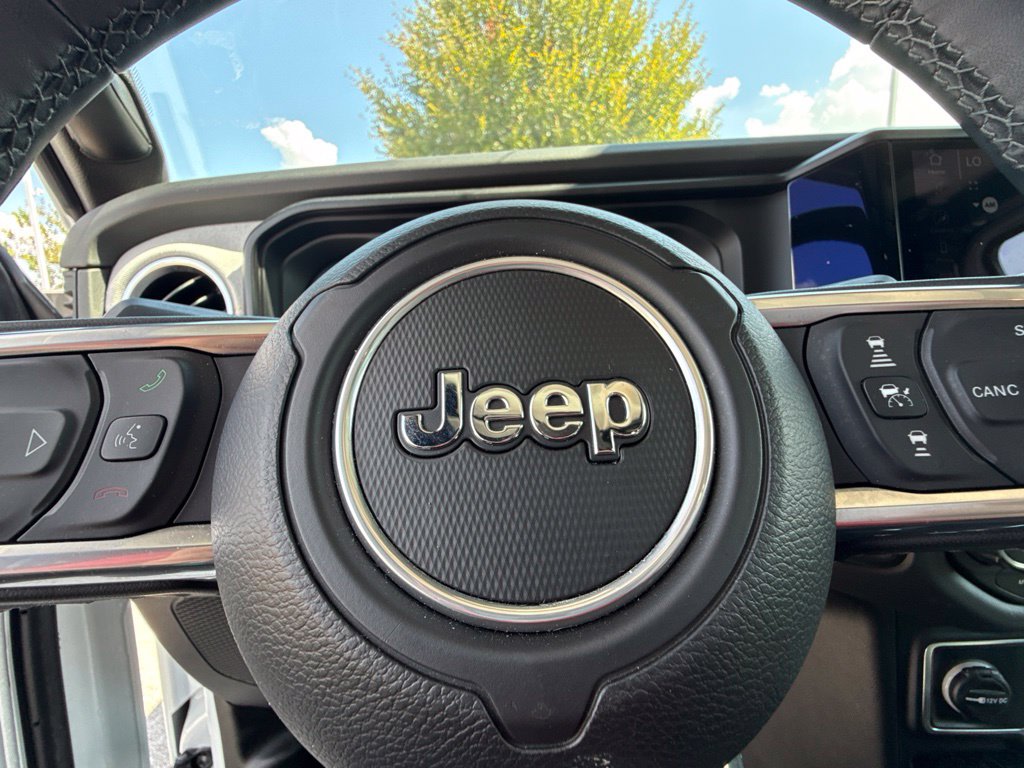 Thumbnail: 2025 Jeep Wrangler - 24