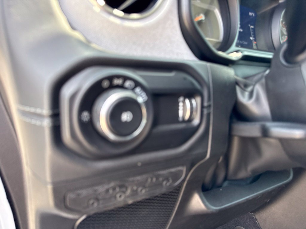 Thumbnail: 2025 Jeep Wrangler - 21