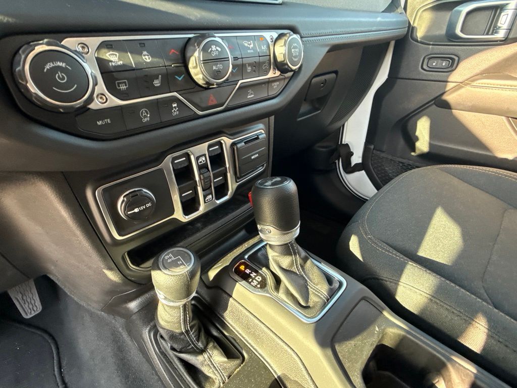 Thumbnail: 2026 Jeep Wrangler - 12