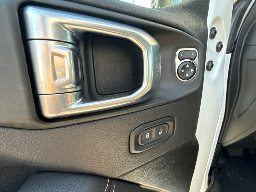 Thumbnail: 2026 Jeep Wrangler - 21