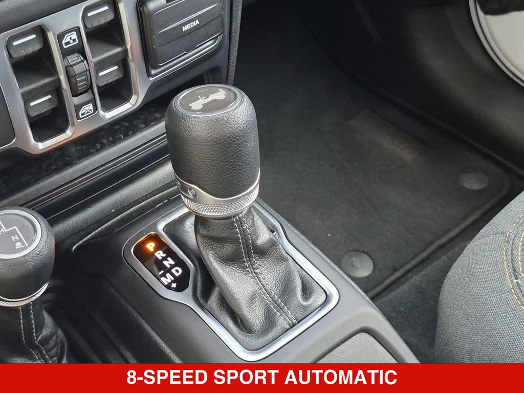 Thumbnail: 2026 Jeep Wrangler - 15