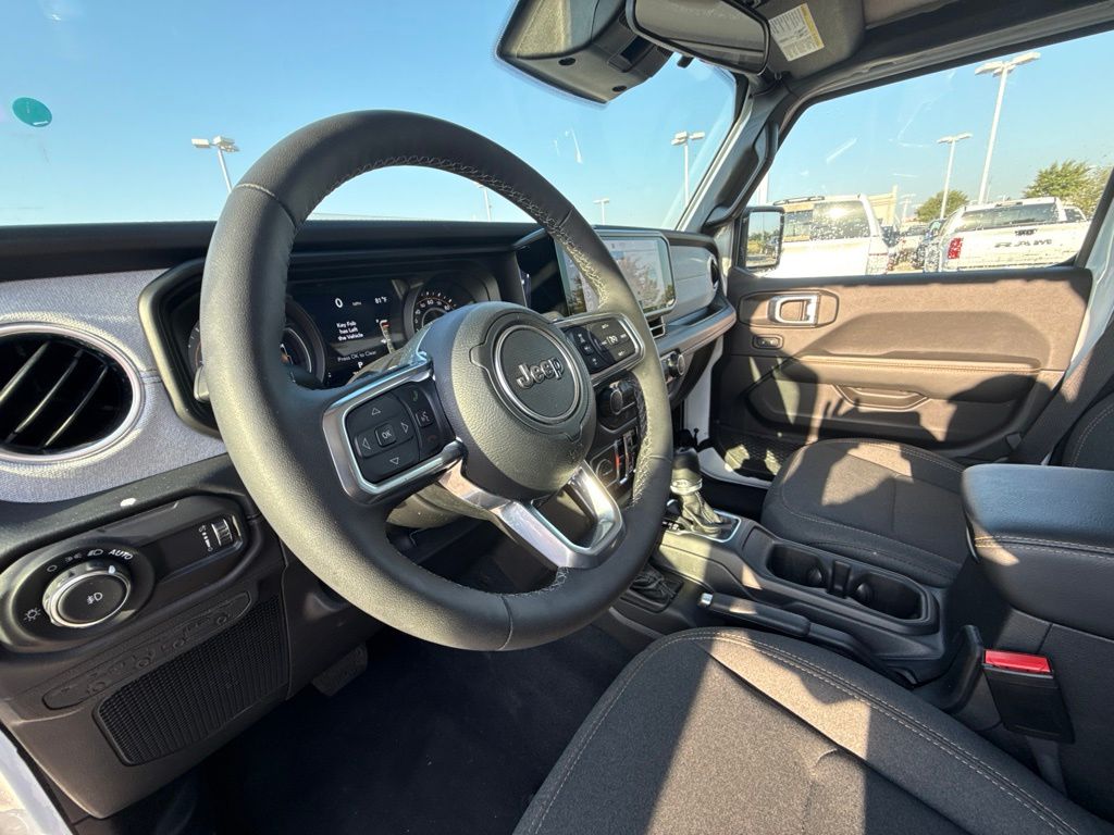 Thumbnail: 2026 Jeep Wrangler - 2