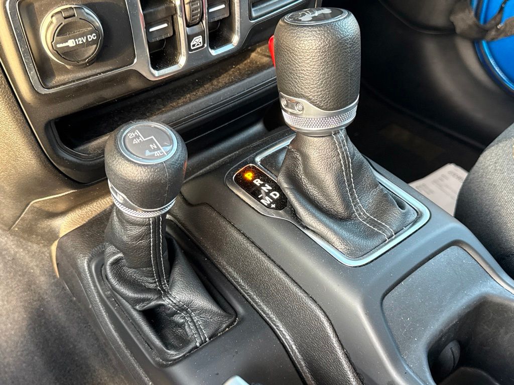Thumbnail: 2025 Jeep Wrangler - 11