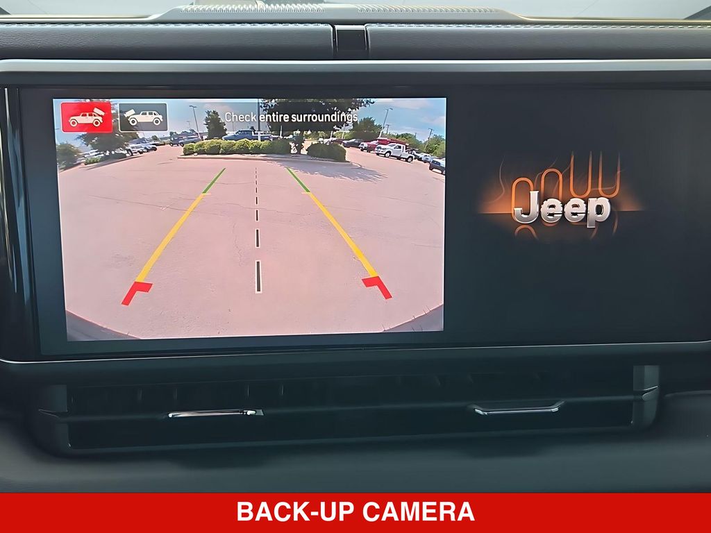 Thumbnail: 2026 Jeep Wrangler - 32