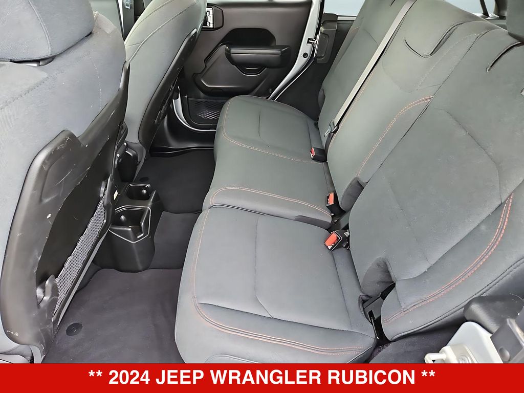 Thumbnail: 2024 Jeep Wrangler - 25