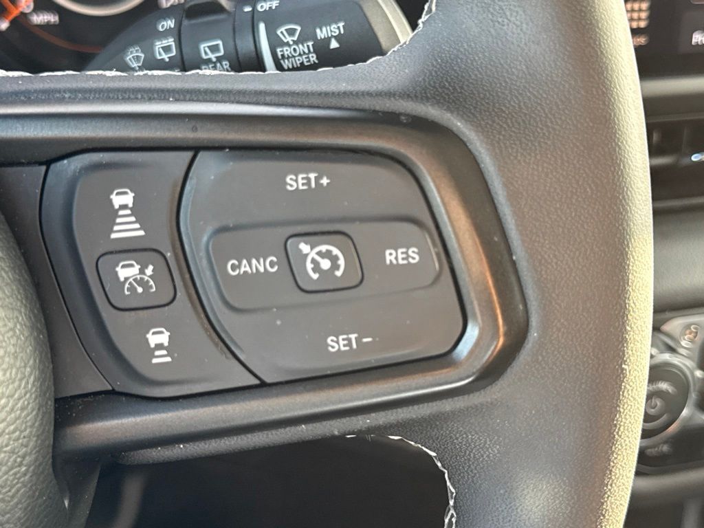 Thumbnail: 2025 Jeep Wrangler - 24