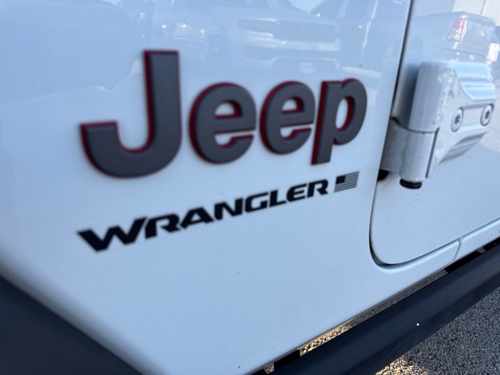 Thumbnail: 2025 Jeep Wrangler - 6