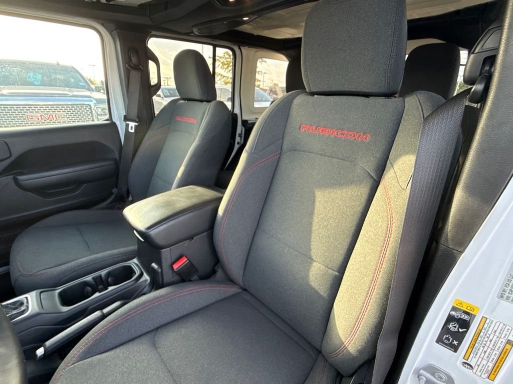 Thumbnail: 2025 Jeep Wrangler - 8