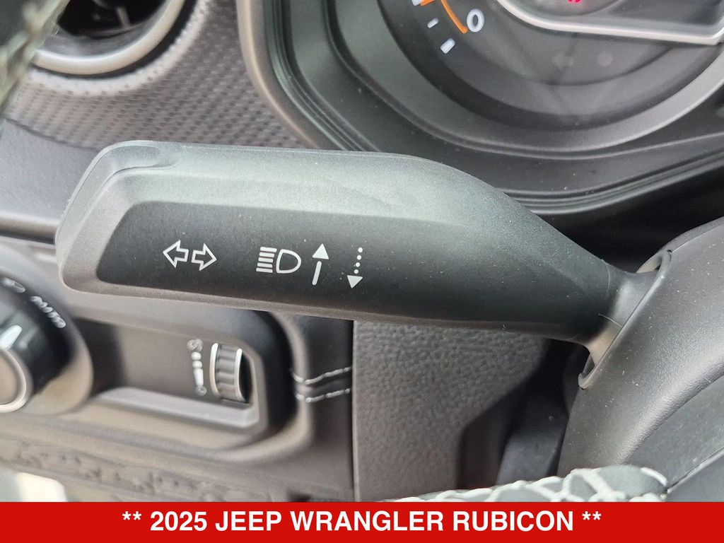 Thumbnail: 2025 Jeep Wrangler - 29