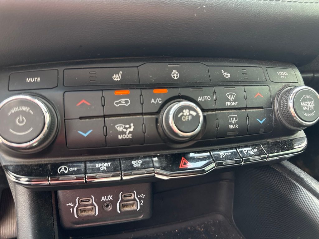Thumbnail: 2021 Dodge Durango - 19