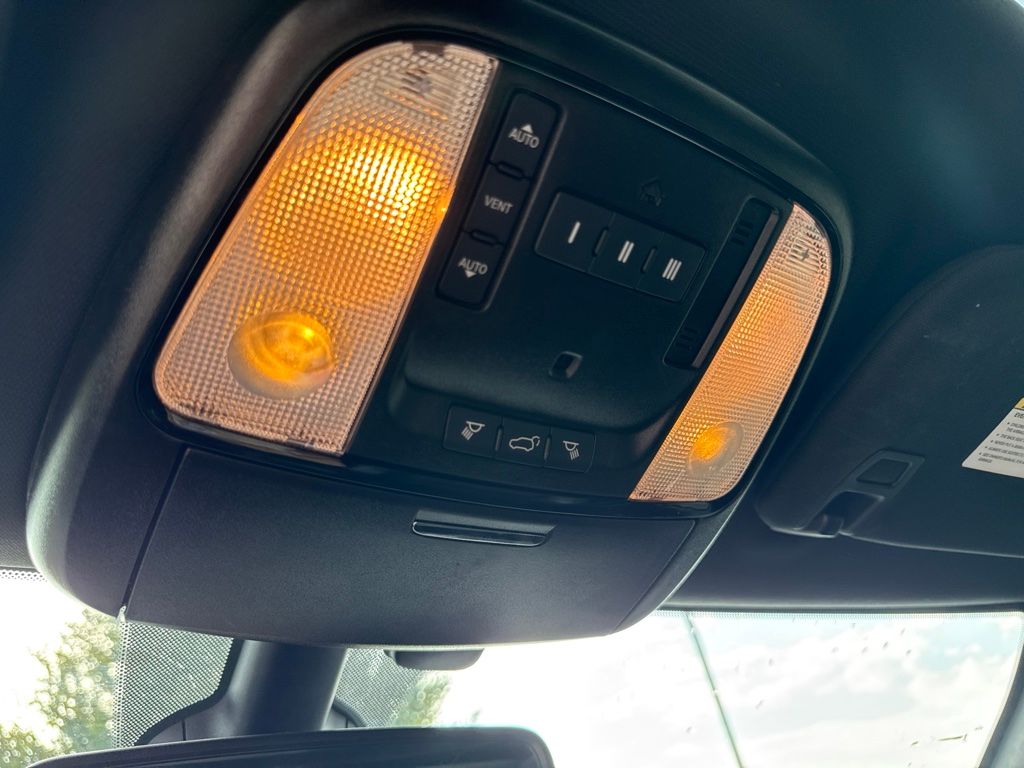 Thumbnail: 2021 Dodge Durango - 16