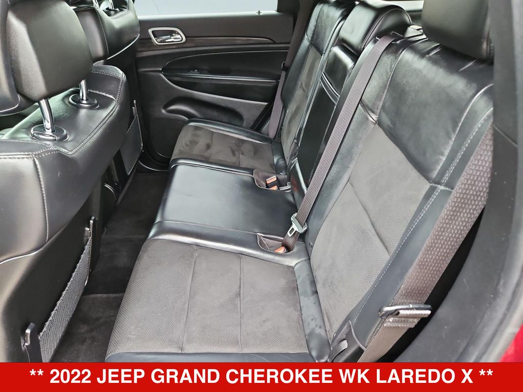 Thumbnail: 2022 Jeep Grand Cherokee - 23