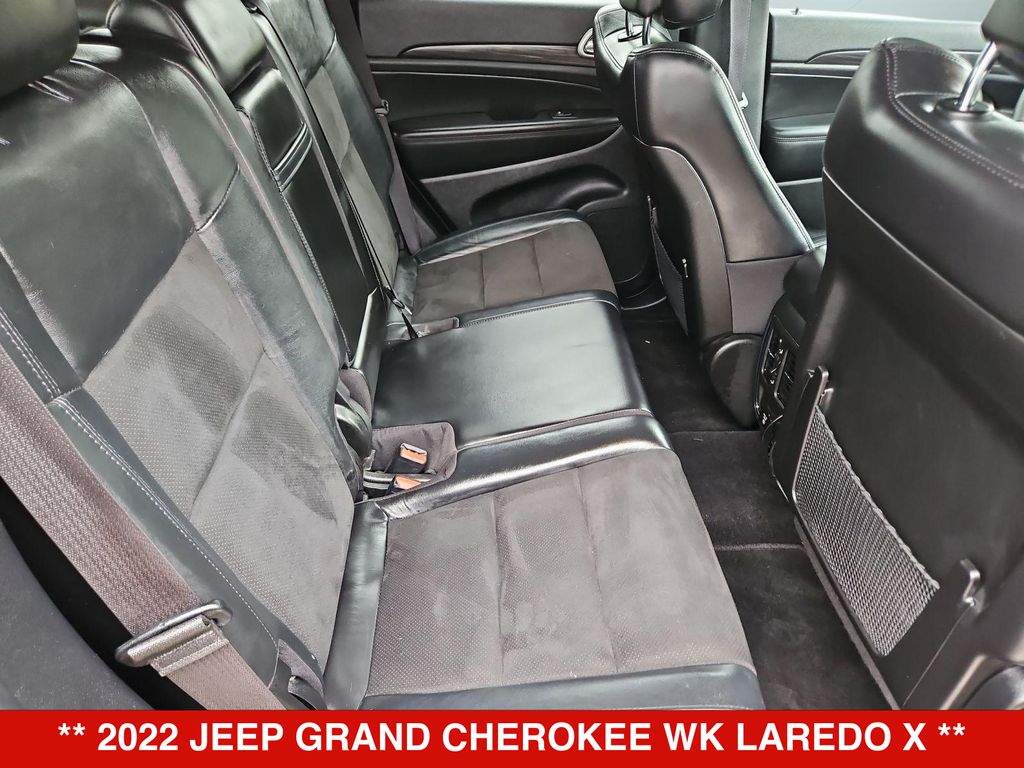 Thumbnail: 2022 Jeep Grand Cherokee - 24