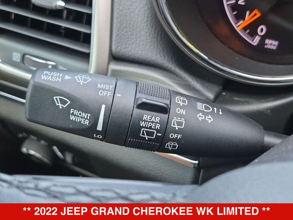 Thumbnail: 2022 Jeep Grand Cherokee - 16