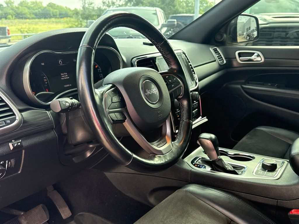 Thumbnail: 2020 Jeep Grand Cherokee - 2
