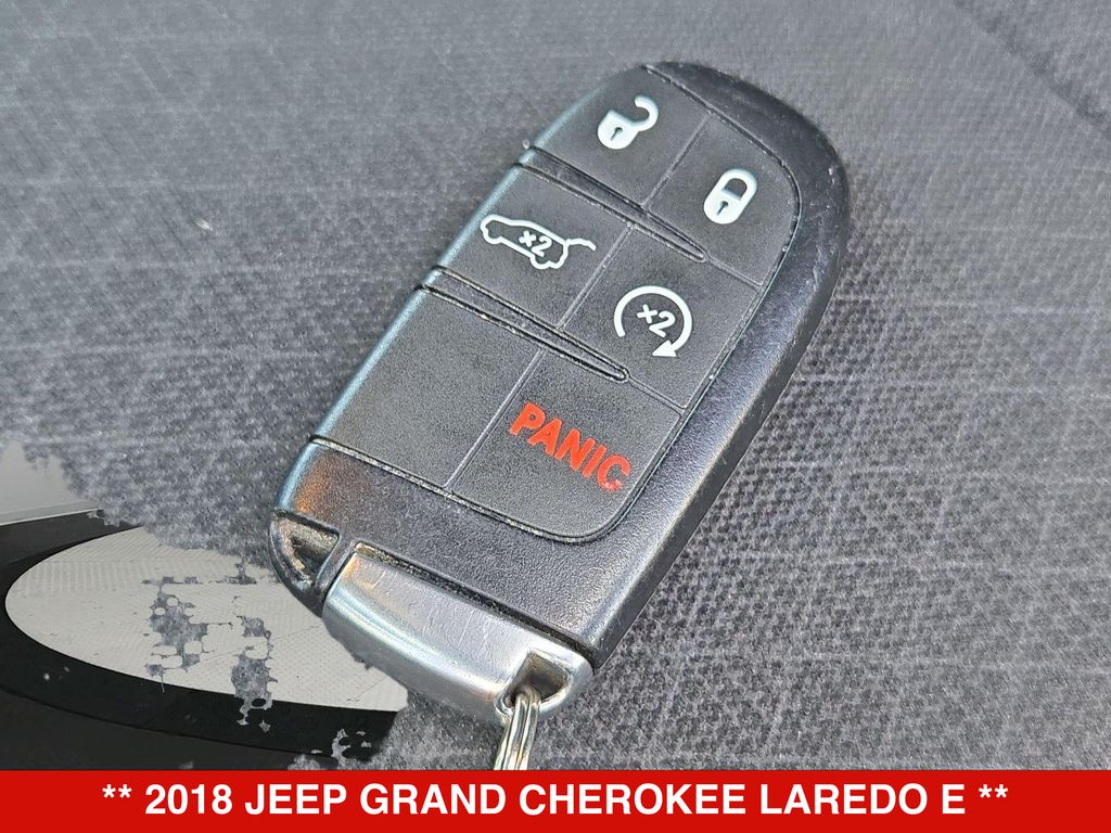Thumbnail: 2018 Jeep Grand Cherokee - 19