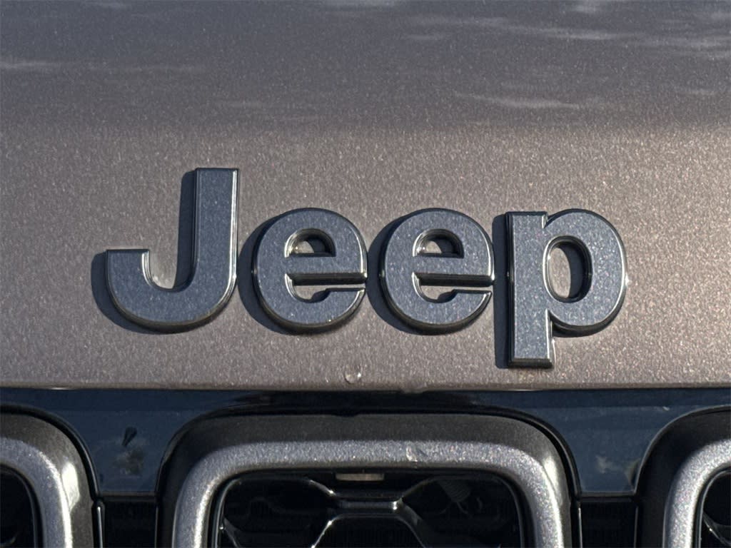 Thumbnail: 2021 Jeep Grand Cherokee - 6