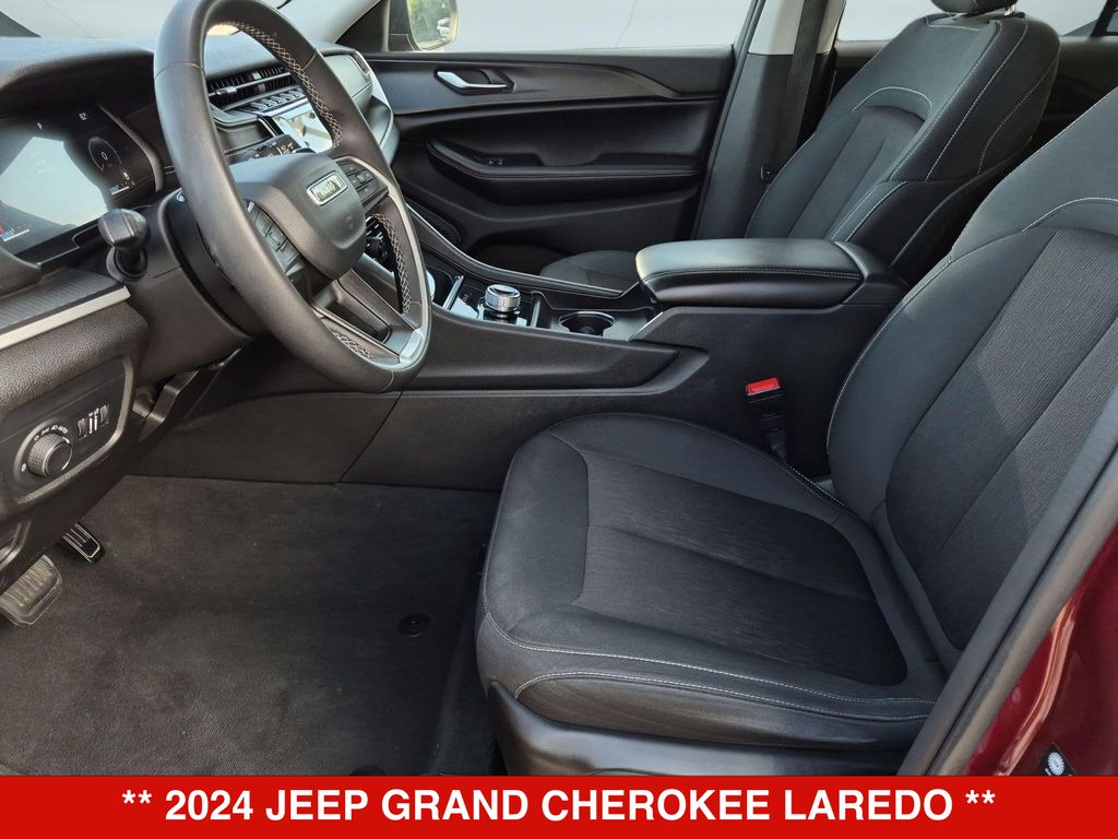 Thumbnail: 2024 Jeep Grand Cherokee - 11