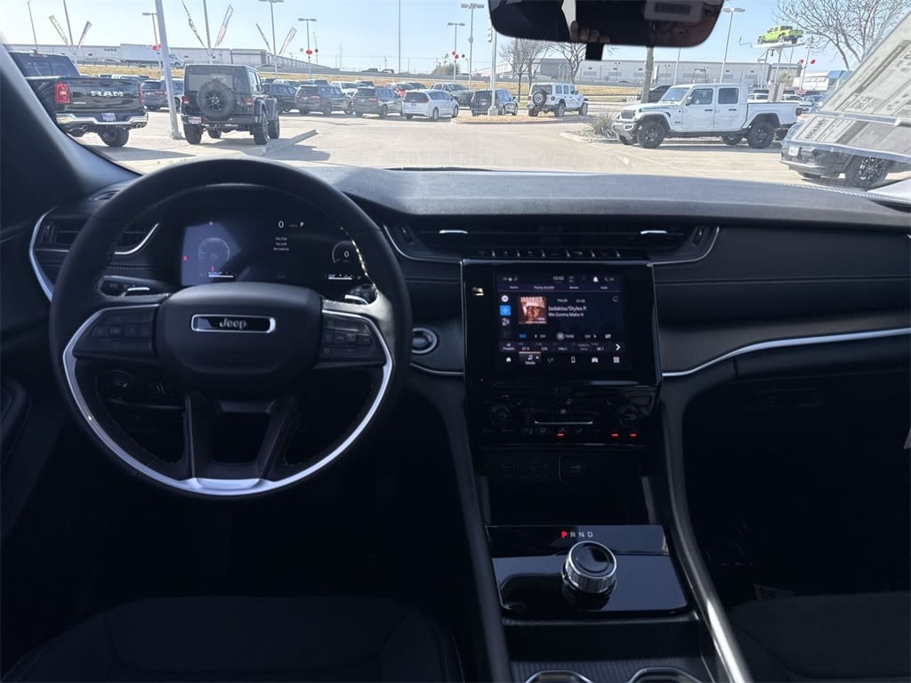 Thumbnail: 2026 Jeep Grand Cherokee - 10