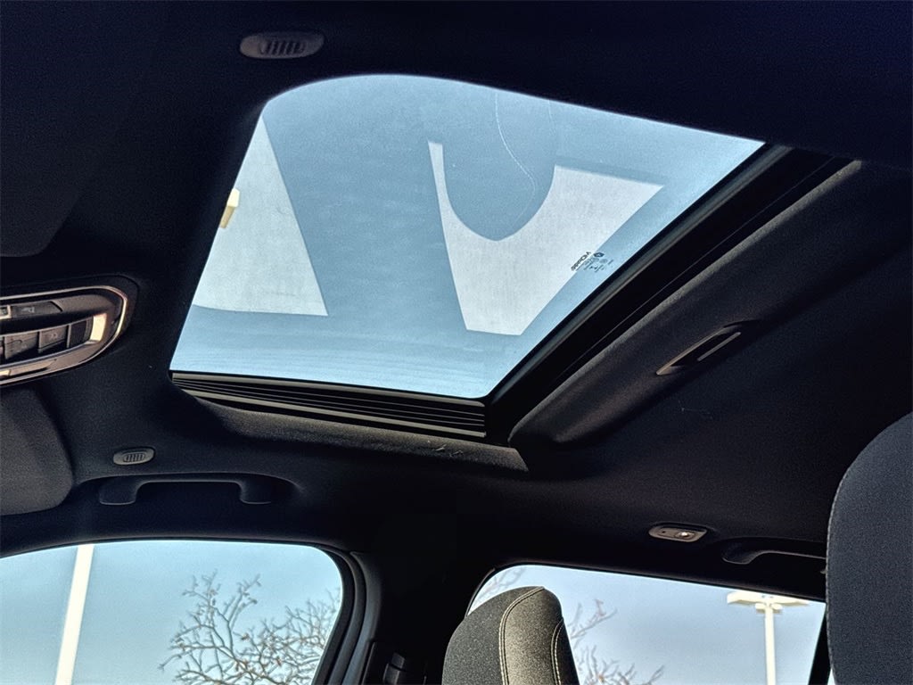 Thumbnail: 2026 Jeep Grand Cherokee - 25