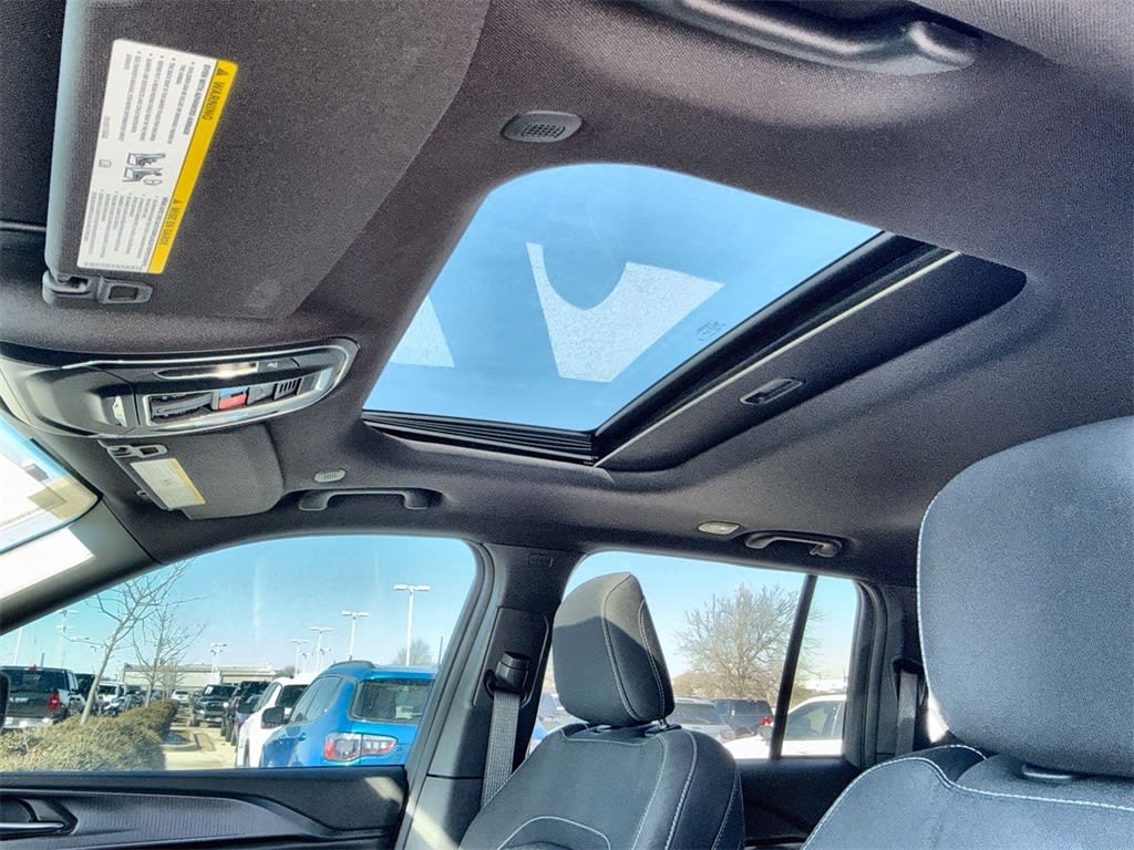 Thumbnail: 2025 Jeep Grand Cherokee - 27