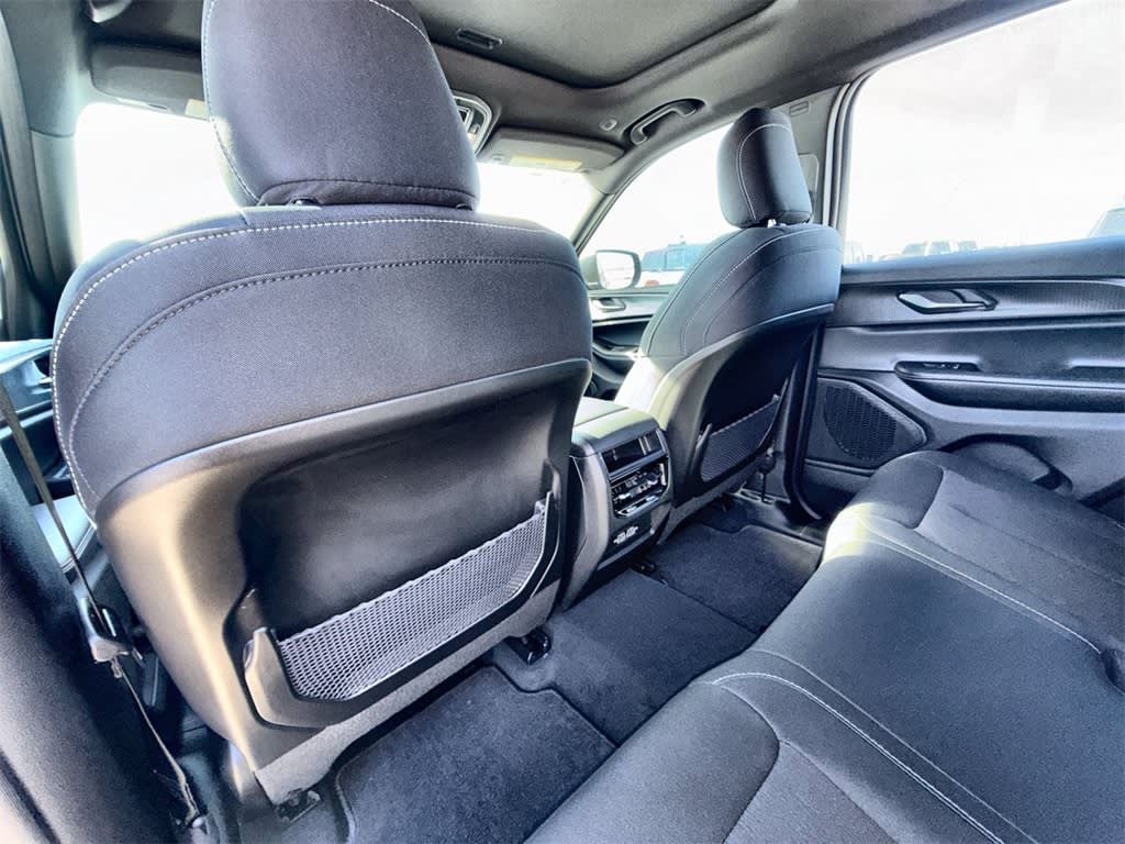 Thumbnail: 2025 Jeep Grand Cherokee - 13