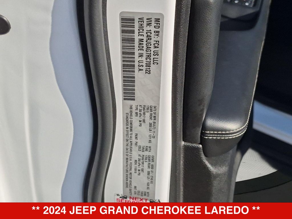 Thumbnail: 2024 Jeep Grand Cherokee - 18