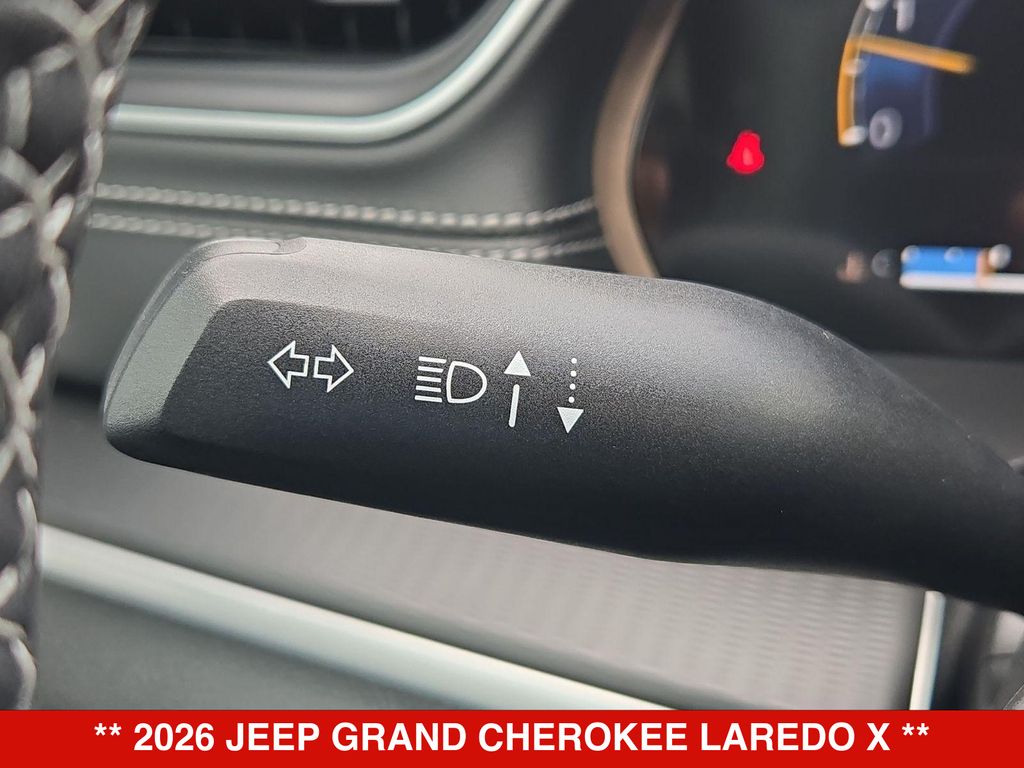 Thumbnail: 2026 Jeep Grand Cherokee - 31