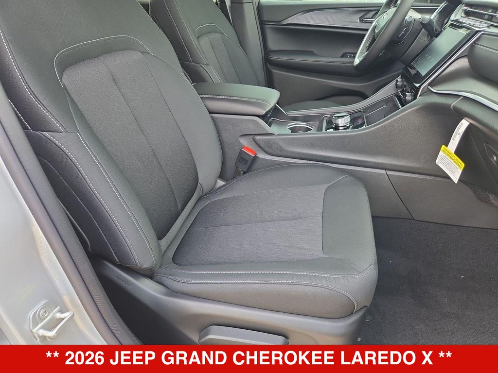 Thumbnail: 2026 Jeep Grand Cherokee - 11