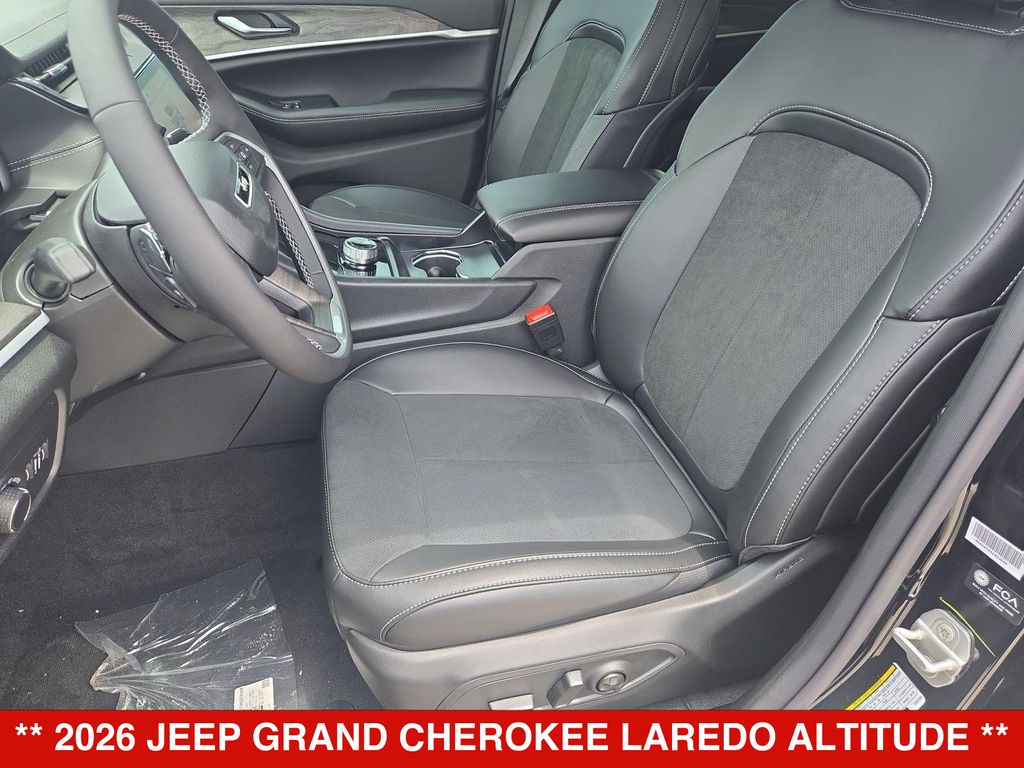 Thumbnail: 2026 Jeep Grand Cherokee - 10