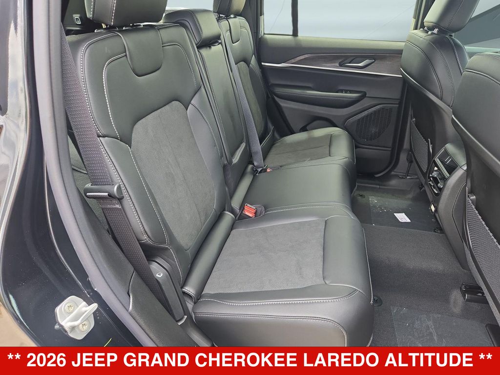 Thumbnail: 2026 Jeep Grand Cherokee - 27