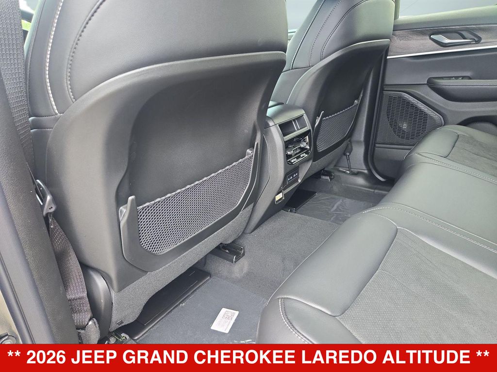 Thumbnail: 2026 Jeep Grand Cherokee - 12