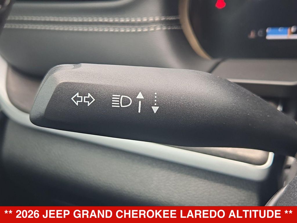 Thumbnail: 2026 Jeep Grand Cherokee - 16