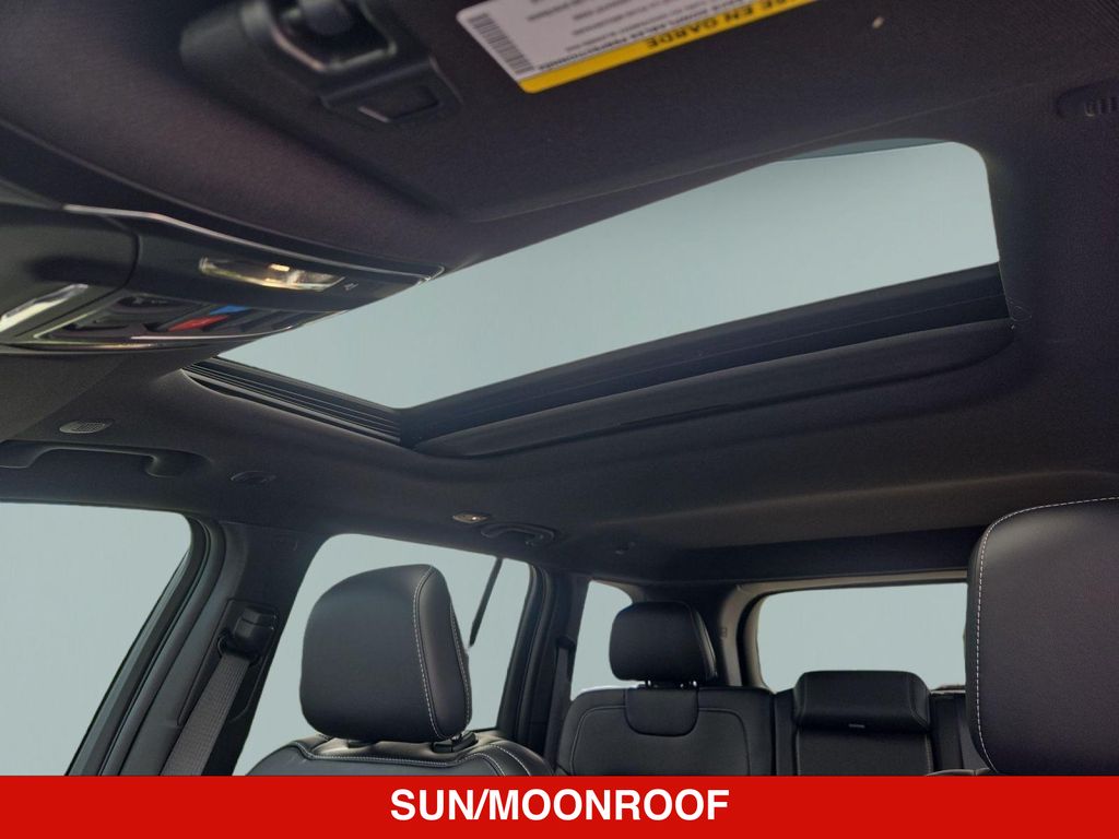 Thumbnail: 2026 Jeep Grand Cherokee - 25