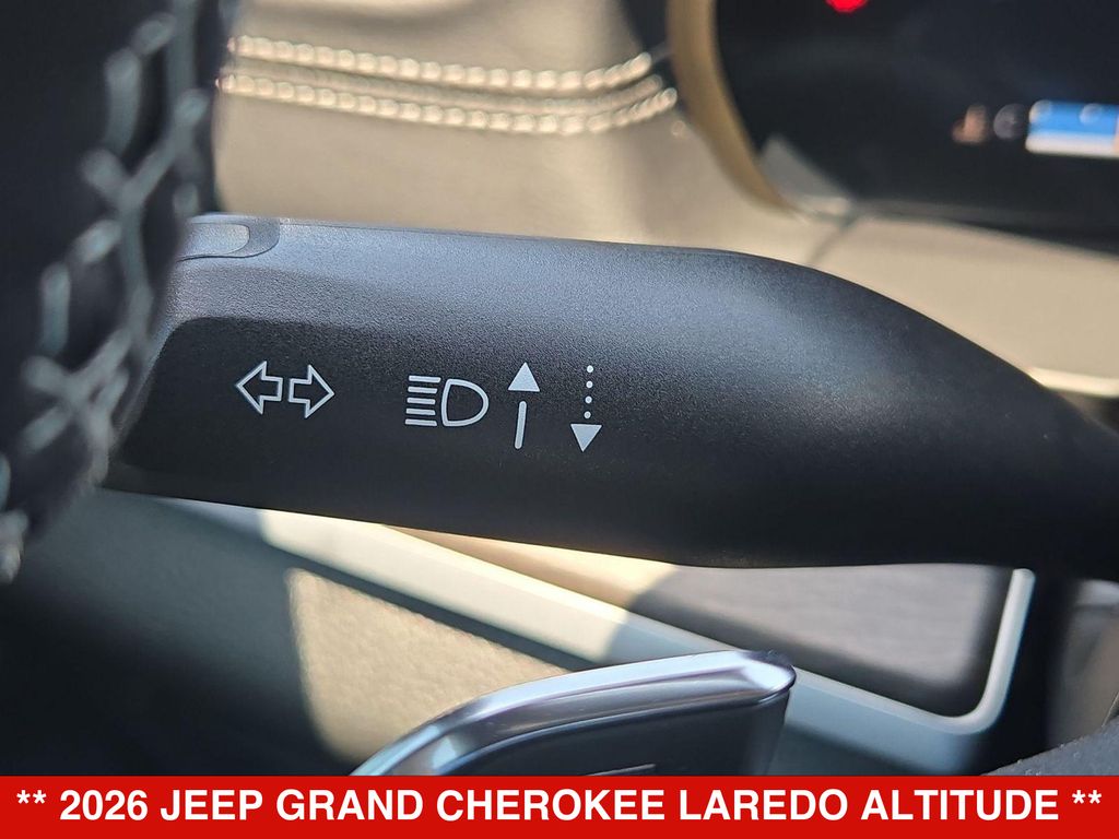 Thumbnail: 2026 Jeep Grand Cherokee - 16