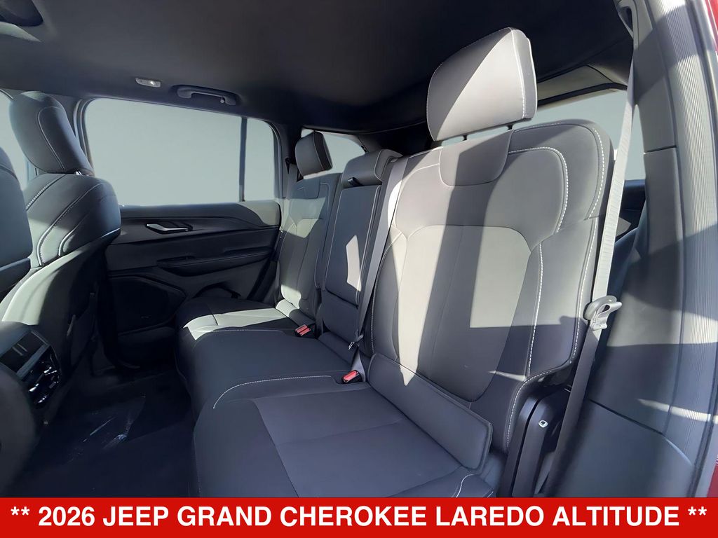 Thumbnail: 2026 Jeep Grand Cherokee - 11